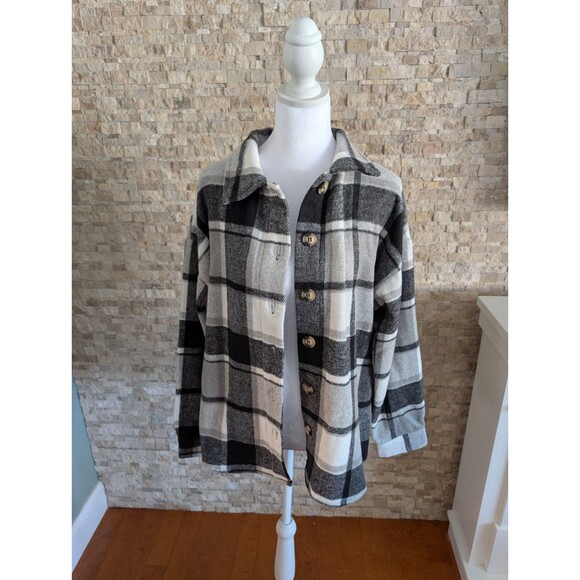 Gameday Couture Philadelphia Eagles Fieldside Fun Plaid Overshirt Shacket - Picture 3 of 13